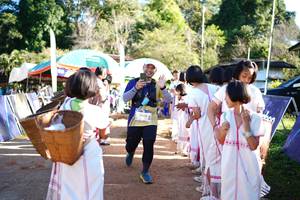 BIB: 2004
                            <button type="button" onclick="openModal(19048390)" class="btn btn-primary btn-sm float-right btn-popup" data-toggle="modal" data-target=".modal-high-quality">
                        <i class="fas fa-shopping-cart"></i> Add to Cart
                    </button>
                                            <button type="button" onclick="isThisMe(19048390, true)" class="btn btn-success btn-sm float-right btn-popup btn-isme hidden" data-toggle="tooltip" data-placement="bottom" title="นี่คือรูปของคุณใช่ไหม คลิกที่นี่เพื่อเอาเข้าอัลบั้ม">
                        <i class="fas fa-plus"></i> Add to album
                    </button>
                    <button type="button" onclick="isThisMe(19048390, false)" class="btn btn-warning btn-sm float-right btn-popup btn-isnotme hidden">
                        <i class="fas fa-ban"></i> Remove from album
                    </button>